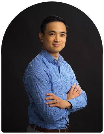 Bác sĩ Phillip Chong, một bác sĩ nhi khoa ở Fontana, đang truyền cảm hứng cho thế hệ tiếp theo.